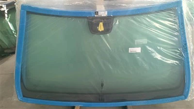 الزجاج الأمامي لسيارة مرسيدس بنز الفئة W، الزجاج الأمامي المصفح، الزجاج الأمامي عالي الجودة